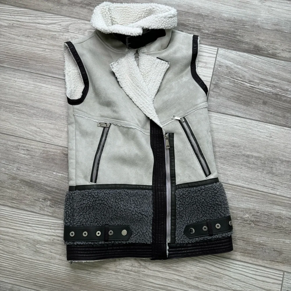 STELLA & Lorenzo Faux Shearling Moto Vest Size XS - Picture 11 of 16
